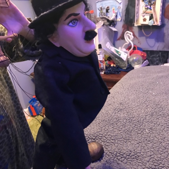 Wooden handmade Chaplin Puppet - Picture 4 of 4